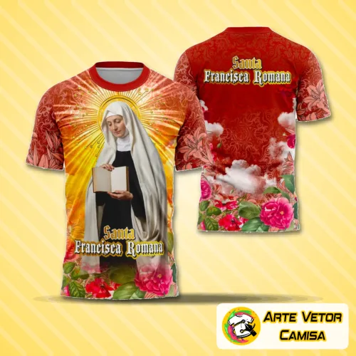 Foto da camisa com logo no peito delicado e estampa grande nas costas ilustrando Santa Francisca Romana em design revelador e cheio de significado religioso, transmitindo fé e devoção para quem usa.