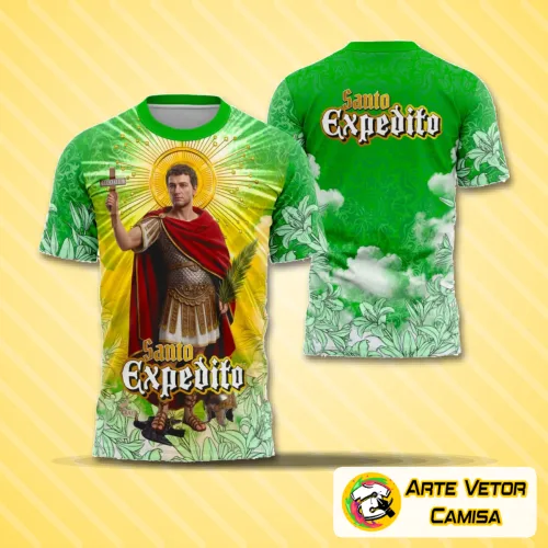 Camisa Santo Expedito com auréola, espada e escudo em fundo verde, design unissex com cores verde, amarelo e vermelho