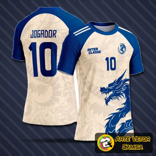 Camisa com logo no peito em destaque, mostrando um dragão azul estilizado e uma estampa grande nas costas com elementos em bege, formando um visual moderno e marcante para eventos escolares.