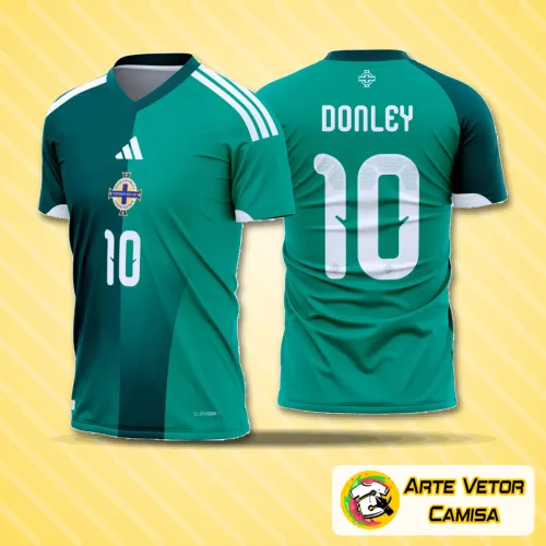 Camisa da Irlanda do Norte exibida com logo no peito e estampa grande nas costas, destaque para cores vibrantes e design moderno representando o estilo oficial da equipe entre 2026 e 2028