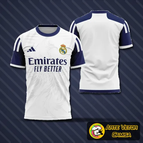 Camisa com logo do Real Madrid no peito e estampa grande nas costas, exibindo design moderno e sofisticado nas cores tradicionais do clube, ideal para fãs que valorizam estilo e autenticidade.