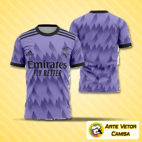 Imagem da camisa final com o logo no peito e uma estampa grande nas costas, trazendo um design moderno e detalhado da temporada 22-23 do Real Madrid em cores vibrantes.