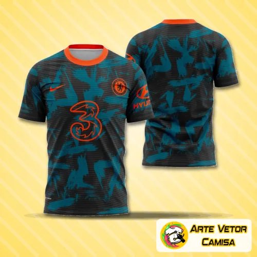 Imagem da camisa alternativa do Chelsea 2021-2022 com o logo no peito e estampa grande nas costas exibindo design moderno e cores vibrantes.