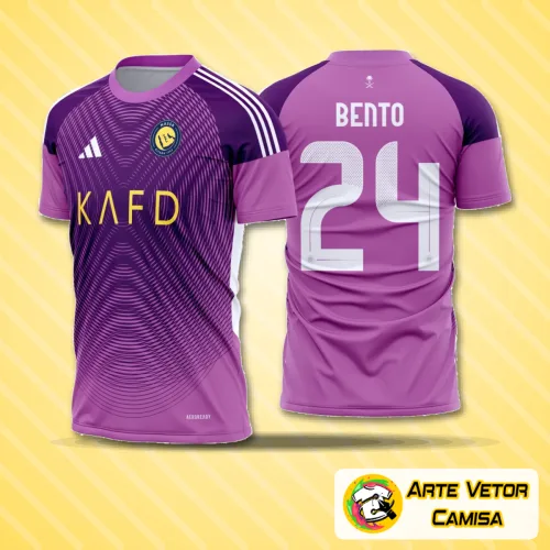Camisa Al-Nassr goleiro com logo no peito e estampa grande nas costas, destacando cores vibrantes e design moderno para os fãs de futebol e colecionadores de itens exclusivos.