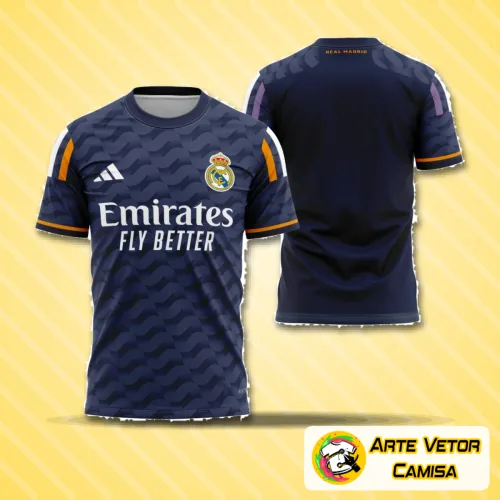 Foto detalhada da camisa do Real Madrid com logo no peito e estampa grande nas costas destacando o design oficial da temporada 2023-2024 em cores vibrantes.