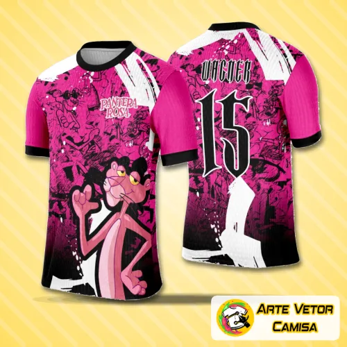 Camisa personalizada com logo no peito da Pantera Cor de Rosa e estampa grande nas costas destacando o tema interclasse com cores vibrantes e design atraente.