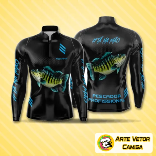 Camisa com logo no peito e estampa grande nas costas mostrando design moderno para pesca esportiva, ideal para quem busca estilo e conforto durante as atividades ao ar livre.