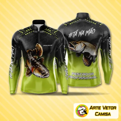 Camisa de pesca com logo no peito e estampa grande nas costas, ideal para amantes de esportes ao ar livre e pescaria, com design moderno e tonalidades que remetem à natureza.