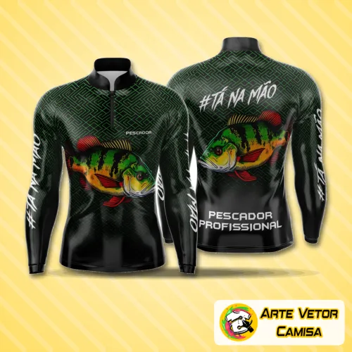 Camisa de pesca esportiva com logo no peito e estampa grande nas costas, apresentando design moderno e atraente para fãs de pesca.