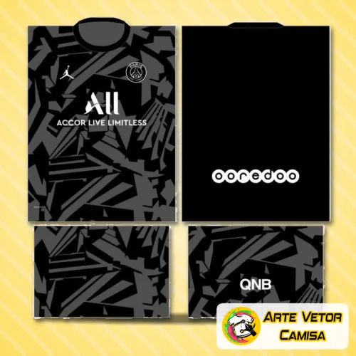 Camisa do Paris Saint Germain com logo no peito e estampa grande nas costas, exibindo detalhes em azul, vermelho e branco em design moderno e vibrante para os fãs do time.