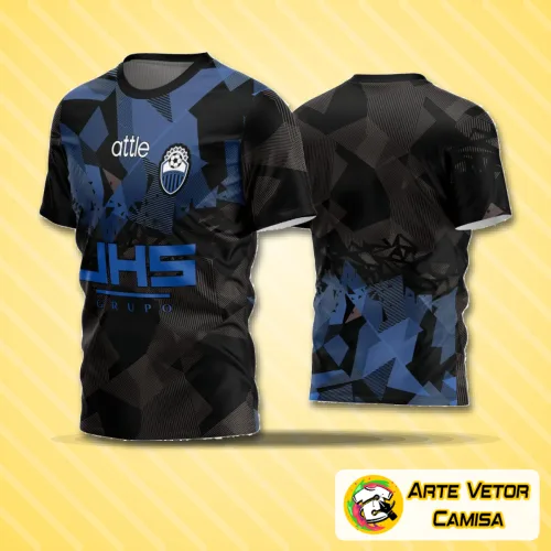 Camisa de time de futebol amador com logo no peito e estampa grande nas costas, design moderno e cores vibrantes que destacam a identidade equipe em campo com estilo e personalidade marcante.