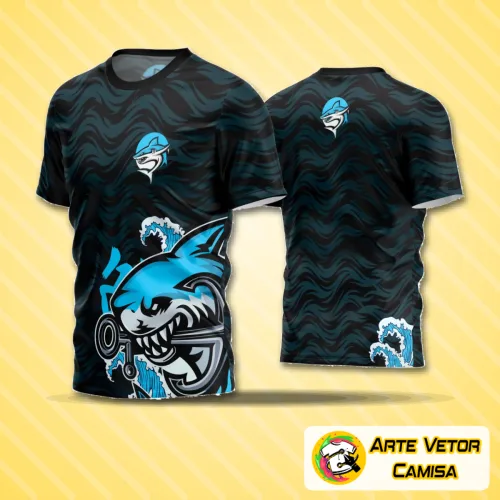 Camisa de futebol amador com logo no peito e estampa grande nas costas, exibindo design moderno e atraente em cores vibrantes.