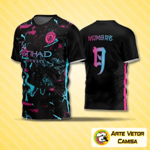 Camisa de futebol amador com logo no peito discreto e estampa grande nas costas em cores vibrantes que mostram a paixão pelo esporte de forma única e moderna.