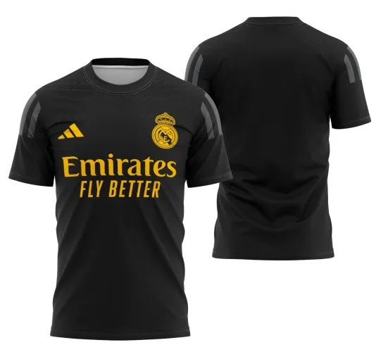 Camisa branca do Real Madrid com logo no peito e estampa grande nas costas, exibindo design alternativo para a temporada 2023-2024, com detalhes modernos e visual impactante.