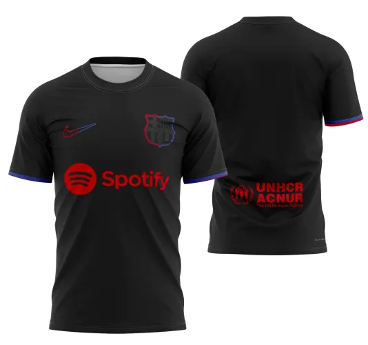 Camisa com logo no peito e estampa grande nas costas exibindo design inspirado na cidade de Barcelona para 2024, combinando estilo moderno e urbano com cores vibrantes e detalhes marcantes.