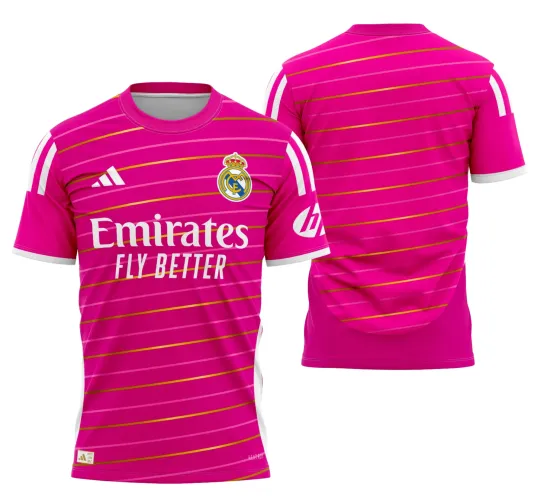Camisa branca com logo no peito característica do Real Madrid e estampa grande nas costas, exibindo detalhes modernos e design inovador para os fãs do clube em 2024.
