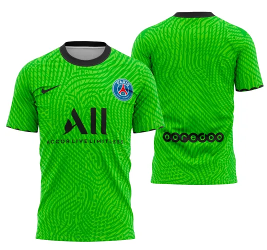 Camisa estilizada do goleiro do PSG 2020-2021 com logo no peito e estampa grande nas costas, destacando o design moderno e cores vibrantes do uniforme emblemático.