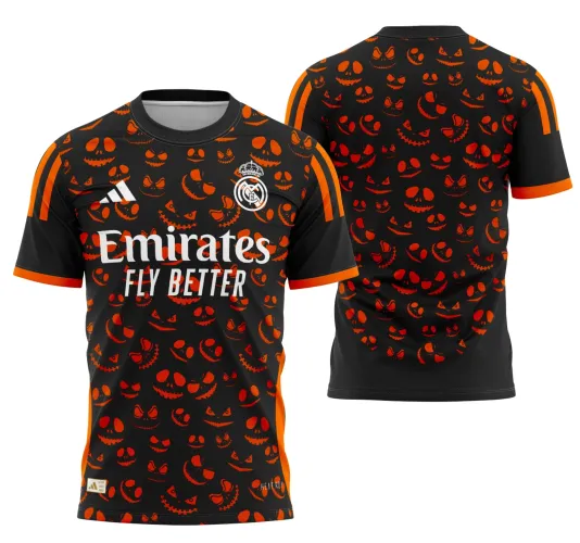 Camisa com logo no peito em destaque e estampa grande nas costas com tema Halloween do Real Madrid 2024, combinando elementos assustadores e o tradicional escudo do time em cores vibrantes envolventes.