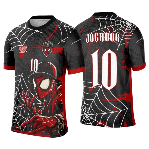Camisa com logo no peito destacando o icônico Homem Aranha e uma estampa grande nas costas apresentando Venom em design arrojado e cheio de detalhes vibrantes