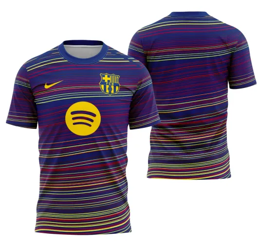 Camisa do Barcelona com logo no peito e estampa grande nas costas, exibindo design vibrante e moderno em cores tradicionais do clube, perfeita para os torcedores que querem mostrar sua paixão.