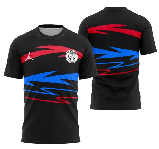 Camisa com logo no peito e estampa grande nas costas, apresentando cores vibrantes e design moderno inspirado no estilo do PSG.
