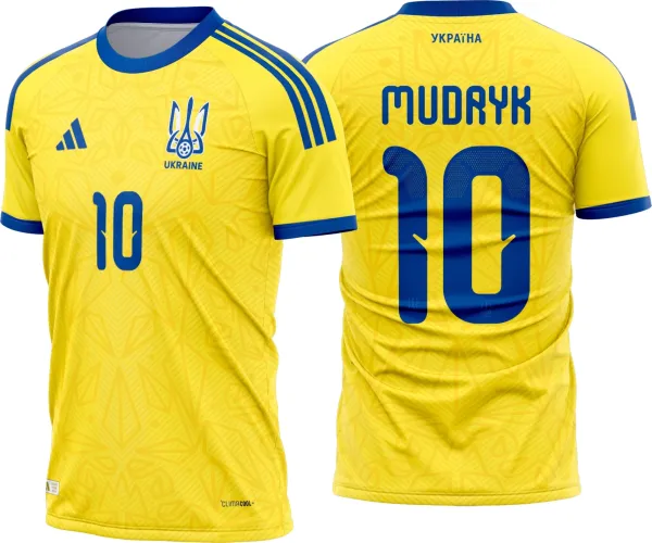 Camisa oficial com logo no peito e estampa grande nas costas, destacando as cores vibrantes da Ucrânia em design moderno e estiloso para torcedores e colecionadores.